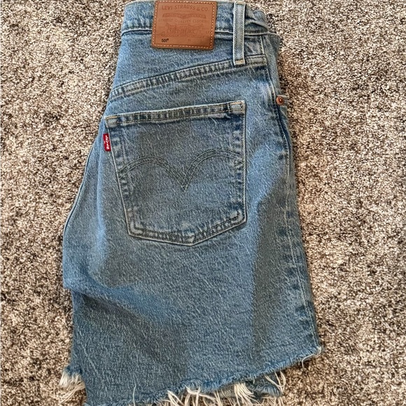 Levi 501 Denim Shorts - Picture 4 of 4